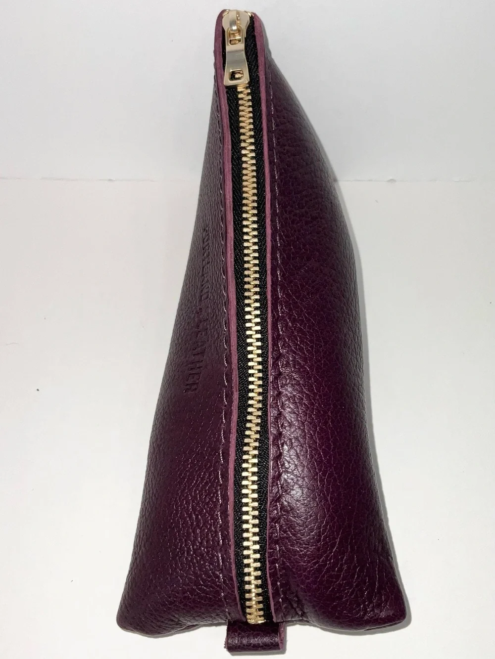 Portland Leather Alpine Pouch in Plum-NEW